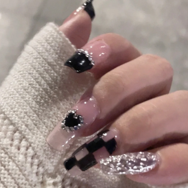 Box Charming Blue Heart French Nails For Women Simple Pink Ins Style Fake Nails Acrylic Full Tips False press on nail