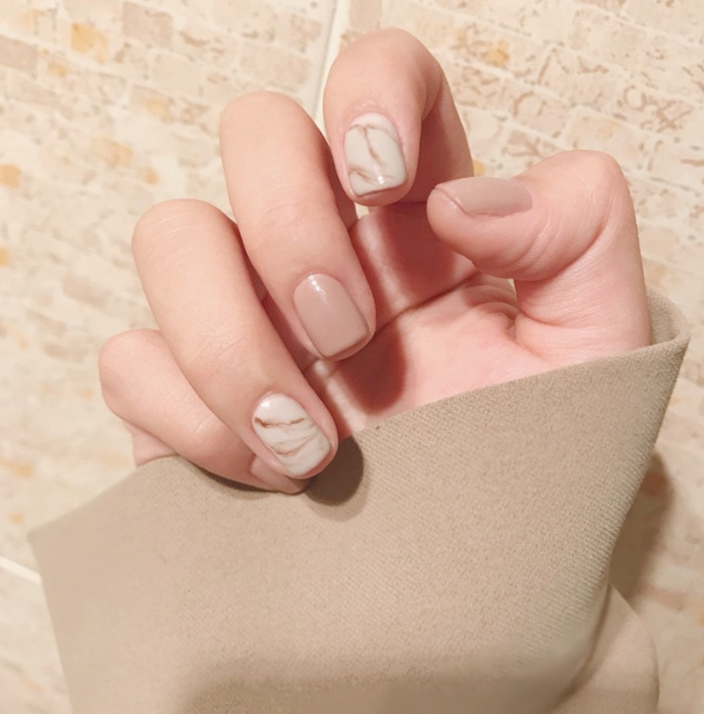Box Charming Blue Heart French Nails For Women Simple Pink Ins Style Fake Nails Acrylic Full Tips False press on nail